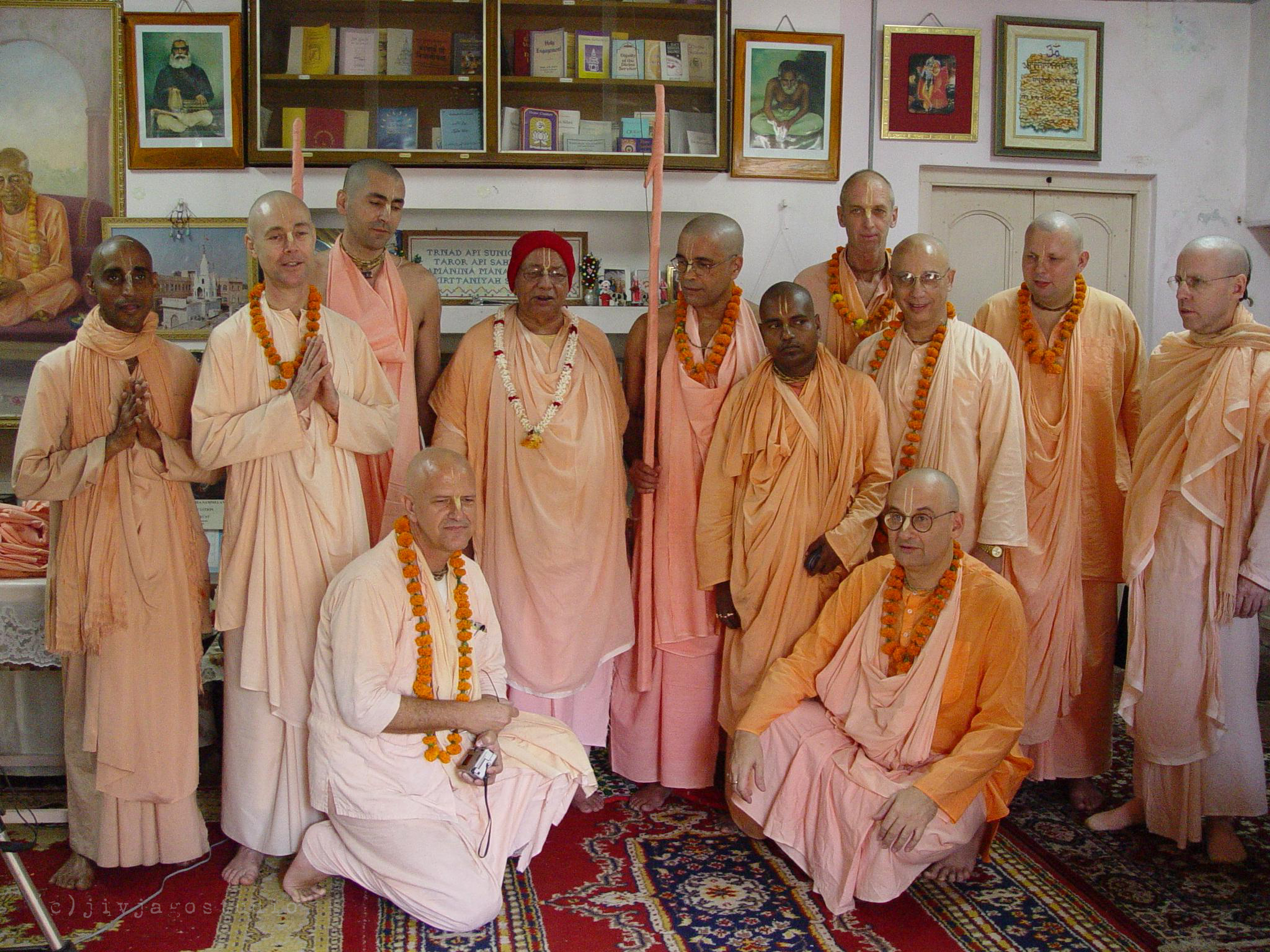 Идея преданного служения