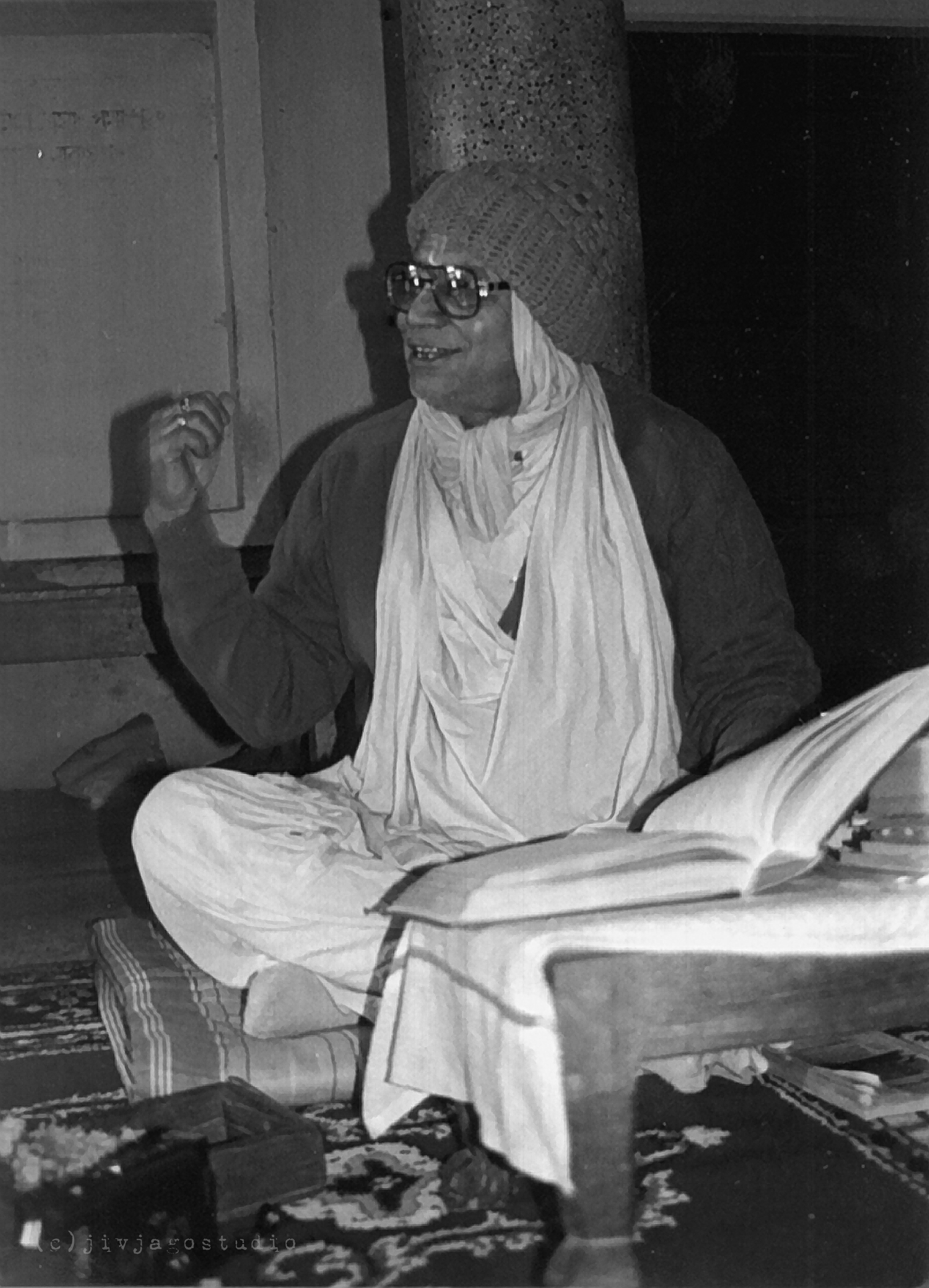 ФАЛЬШИВАЯ НАДЕЖДА НА СЧАСТЬЕ В МИРЕ МАТЕРИИ